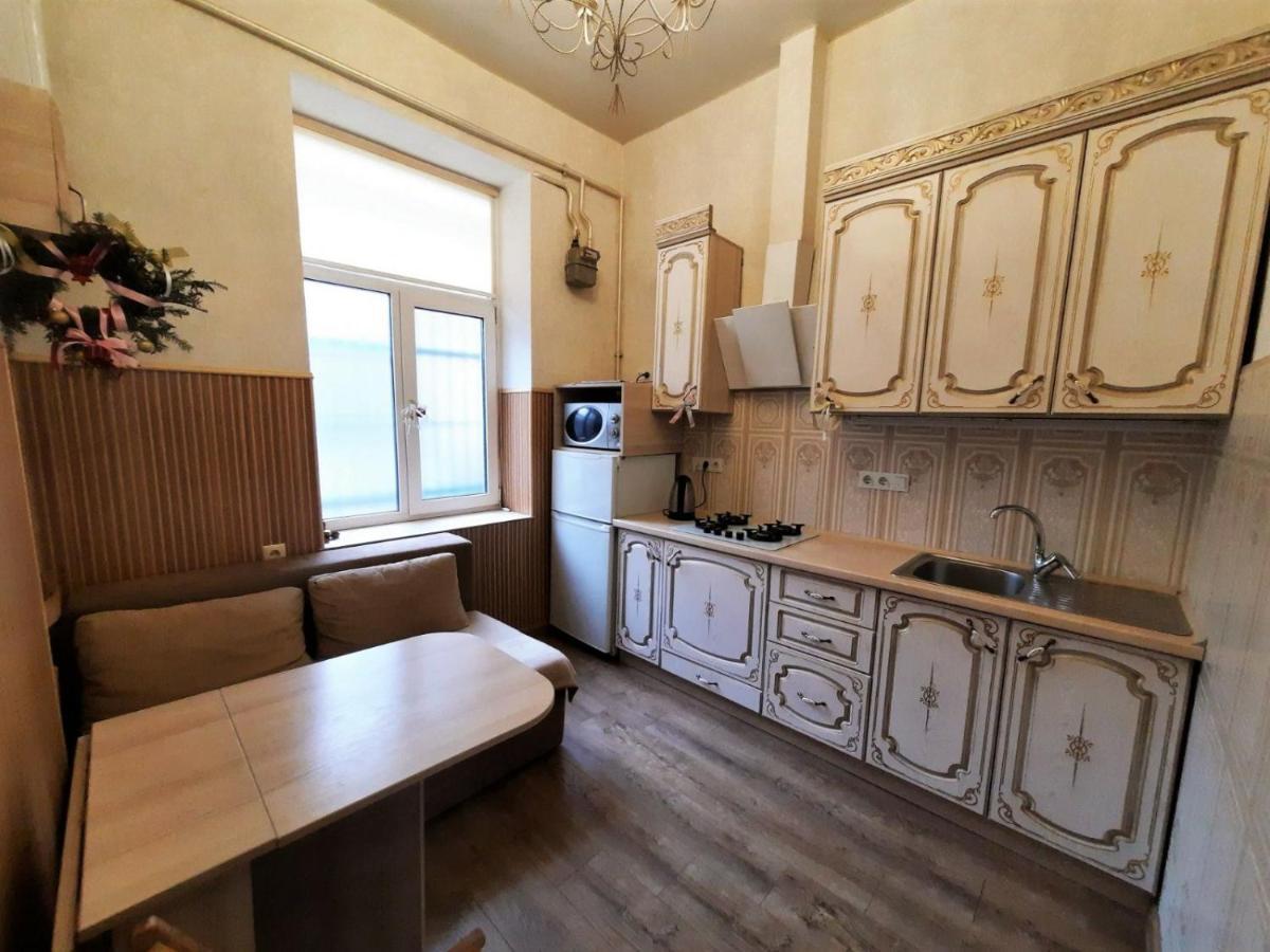 Квартира Возле Оперы Lemberg Exterior foto